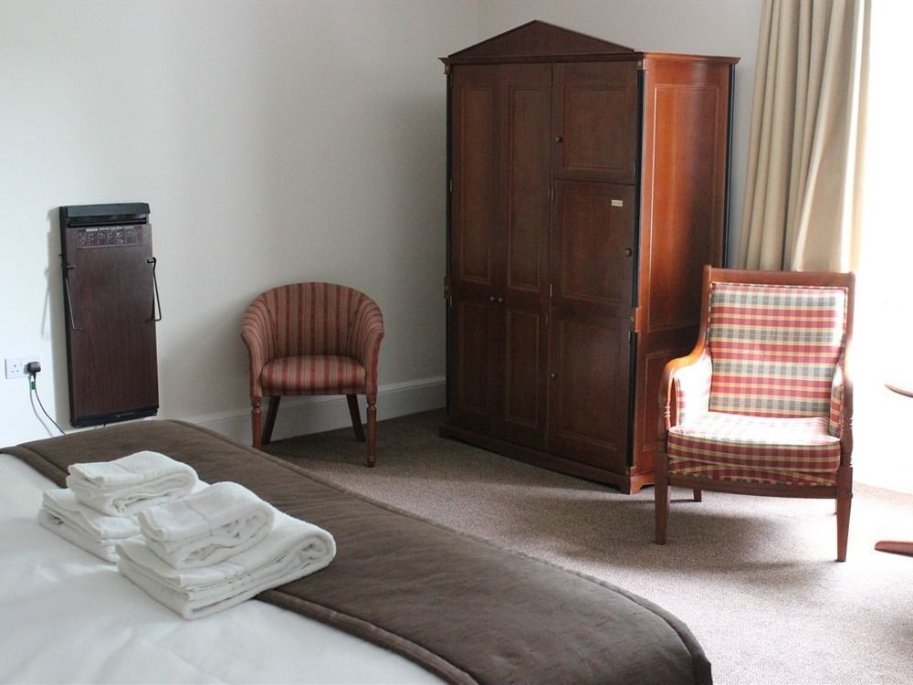 The Frocester Luaran gambar